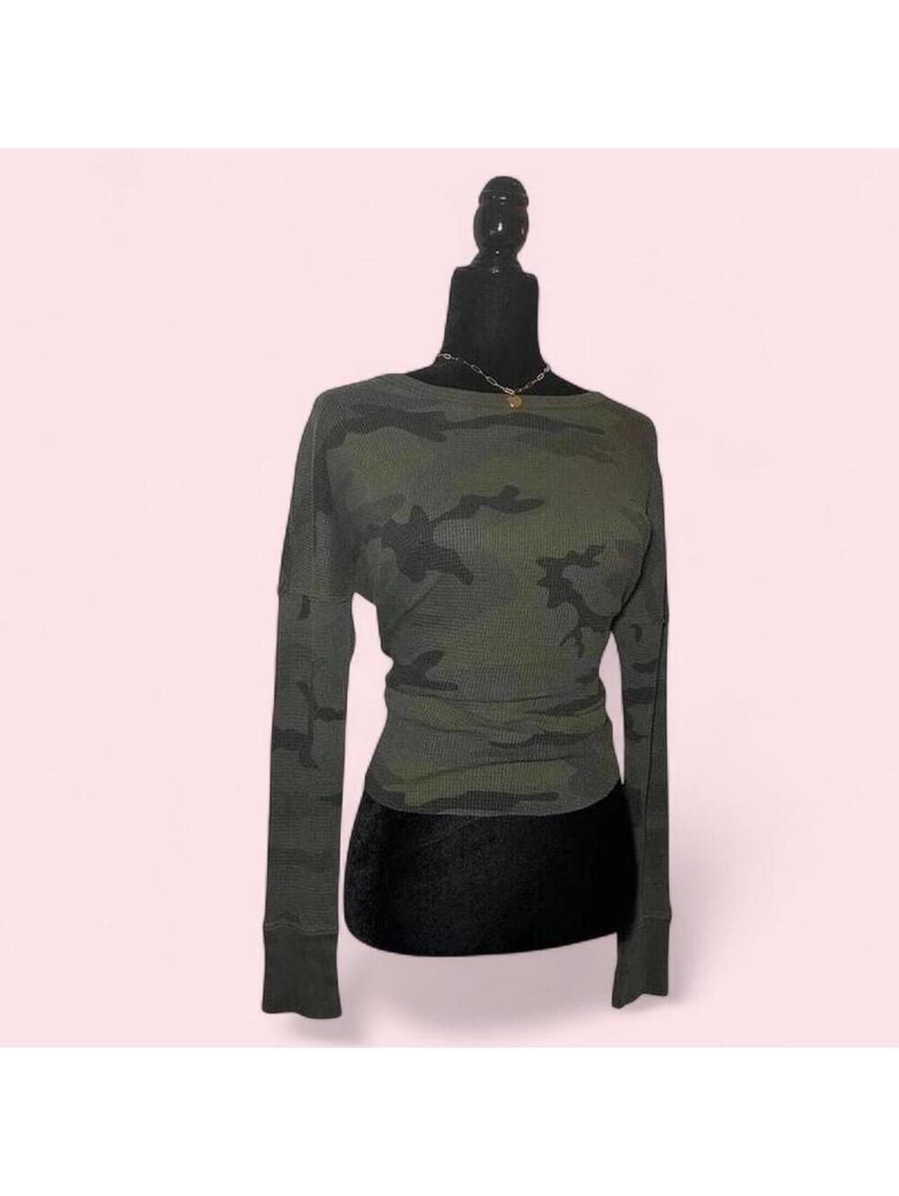 TNA Green Camo Long Sleeve Shirt Oversized Size S - Picture 2 of 6